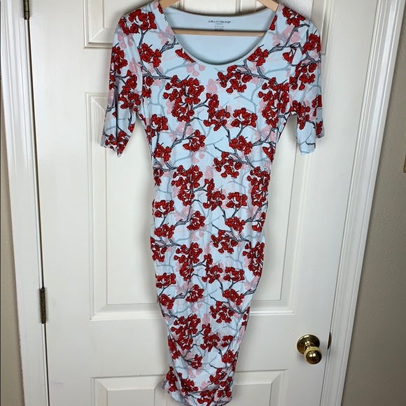 A Pea in the Pod Dresses & Skirts - HP 2/27 A pea in the pod floral maternity dress S